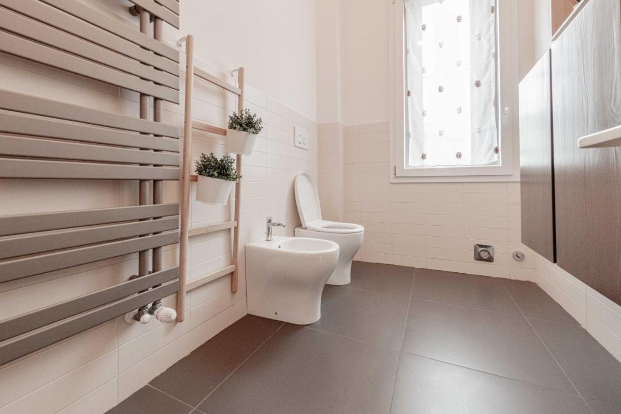 Realkasa De Crescenzi Family Apartment Bologna Luaran gambar