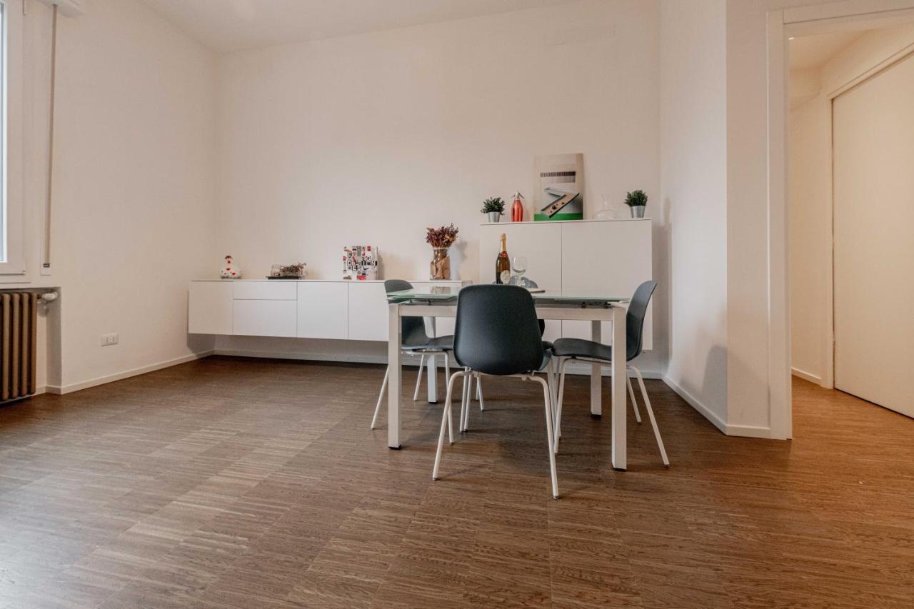 Realkasa De Crescenzi Family Apartment Bologna Luaran gambar